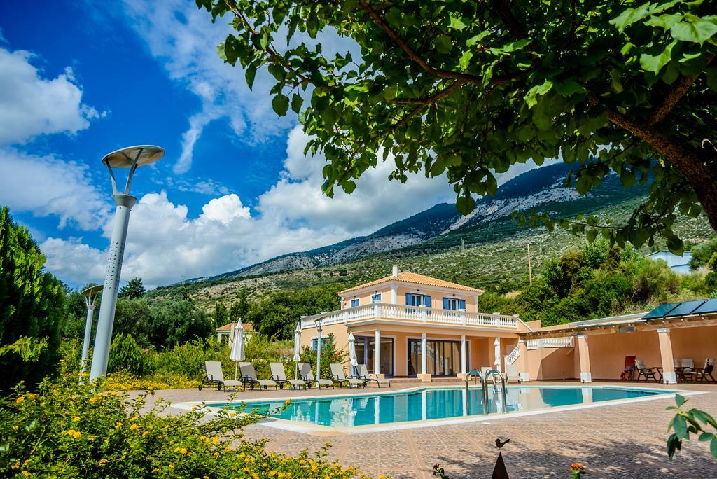 Casa Di Luna Лурдата Экстерьер фото